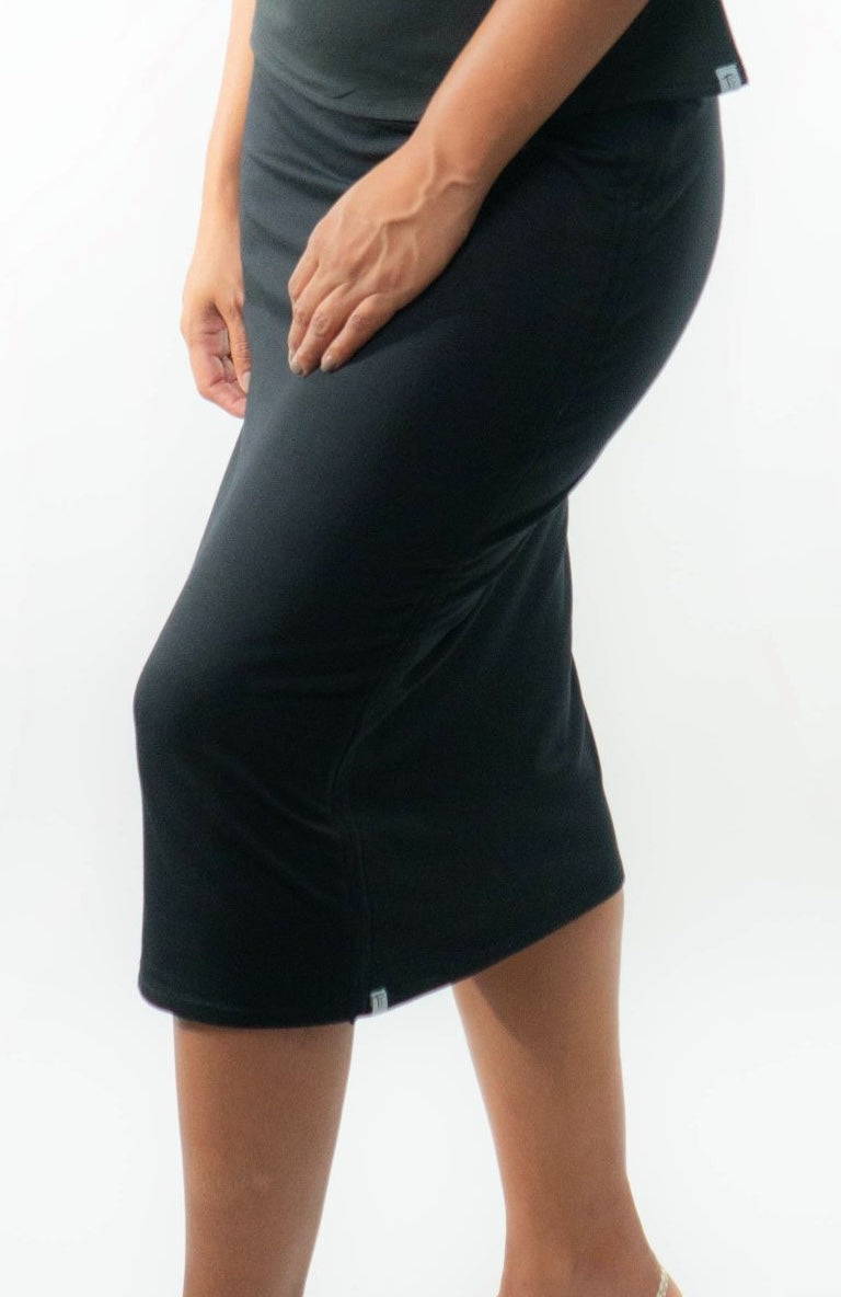 VALENCIA Skirt 8 in 1. Black/Wine Print